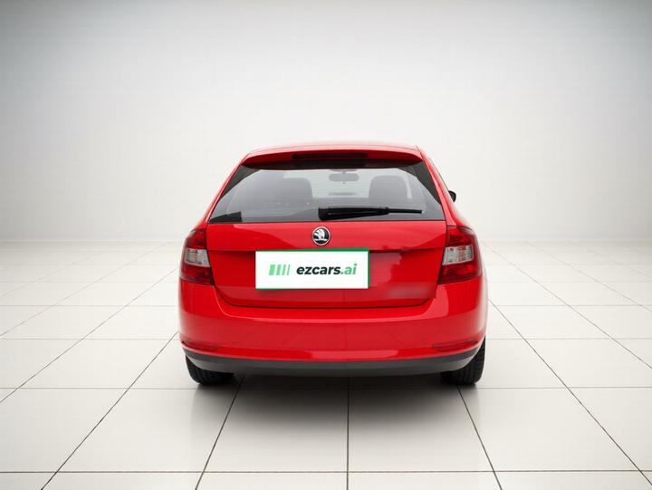 Rapid Spaceback 2016 Facelift 1.6L MT photo 3