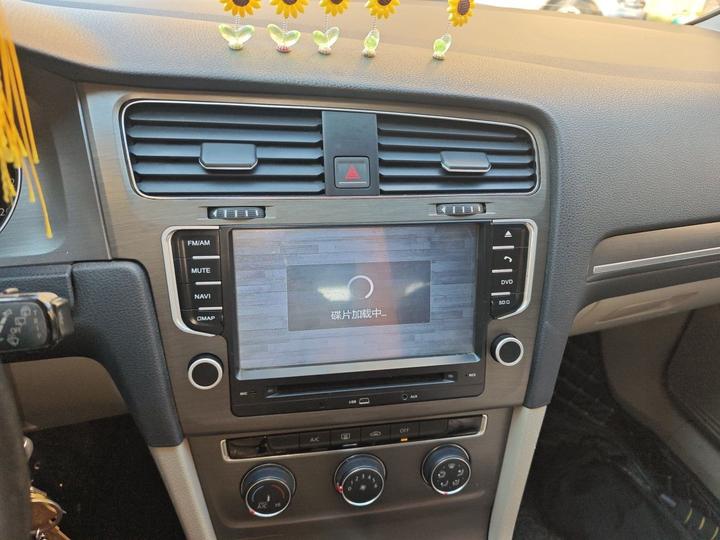 Golf 2015 1.6L AT Comfort photo 5