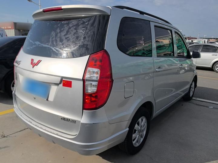 Wuling Hongguang 2014 1.5L S Standard photo 6