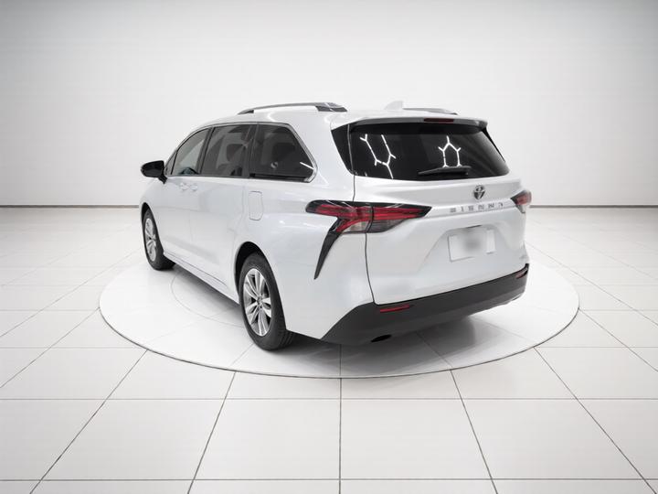 Sienna 2024 2.5L Hybrid Comfort photo 4