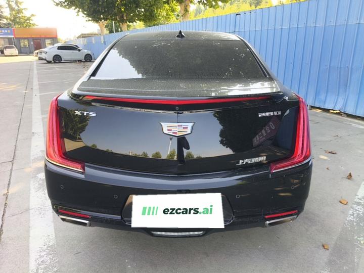 XTS 2018 28T Tech photo 5