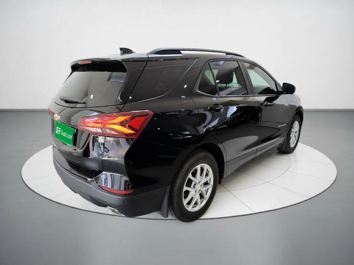 2022 535T photo 6