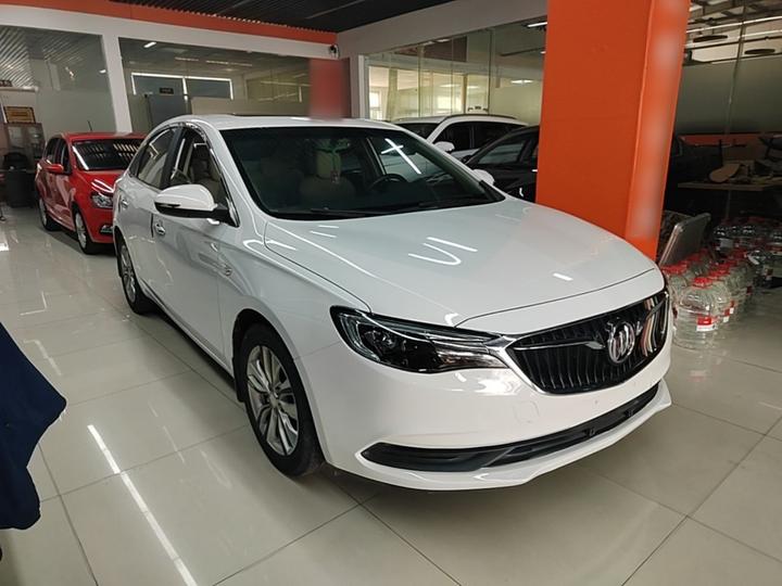 Excelle 2019 15T DCT Elite China VI photo 3