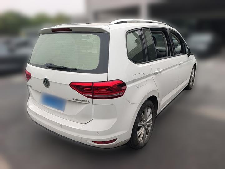2018 L 280TSI DSG 6-Seater photo 6