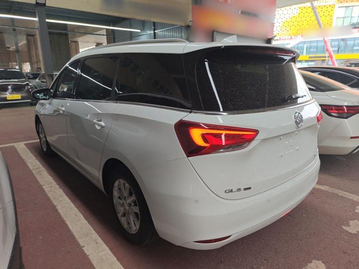GL6 2018 18T 6-Seater Luxury photo 4