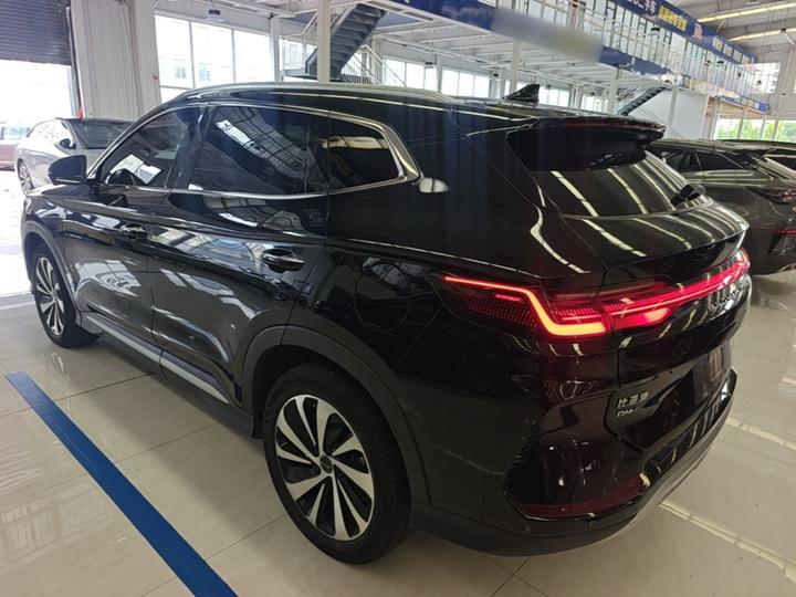 Song PLUS EV 2023 Champion DM-i 110KM Flagship PLUS photo 4
