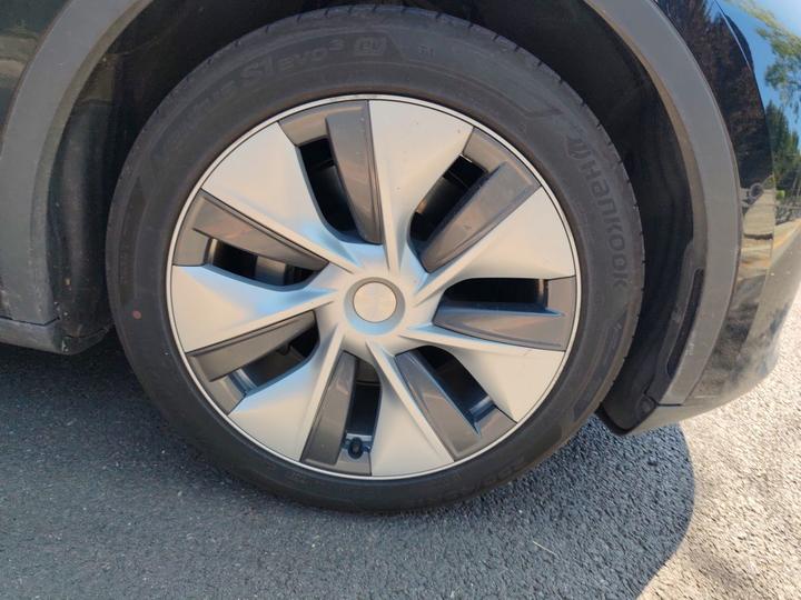 Model Y 2022 Facelift RWD photo 8