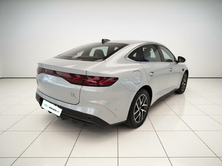 Qin L 2025 DM-i ADAS 120KM photo 4