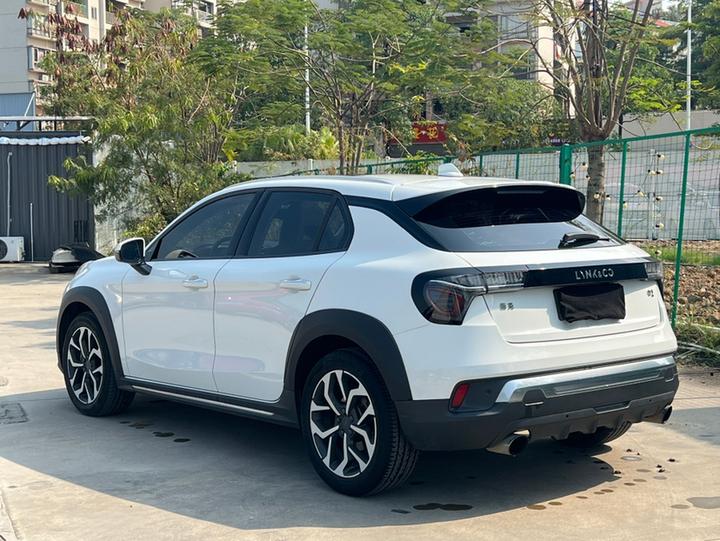 02 2018 1.5T DCT RWD China V photo 4