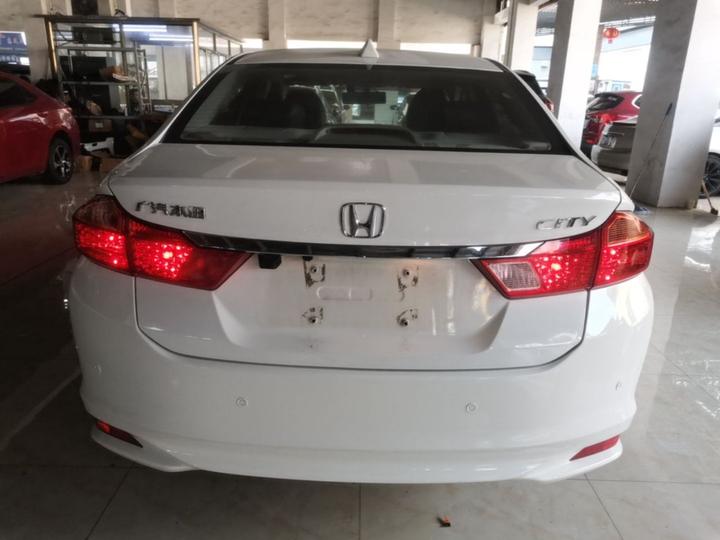 2017 1.5L CVT Elite photo 3