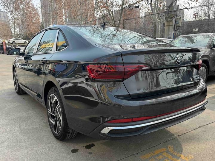 Sagitar 2025 Facelift 300TSI DSG photo 4
