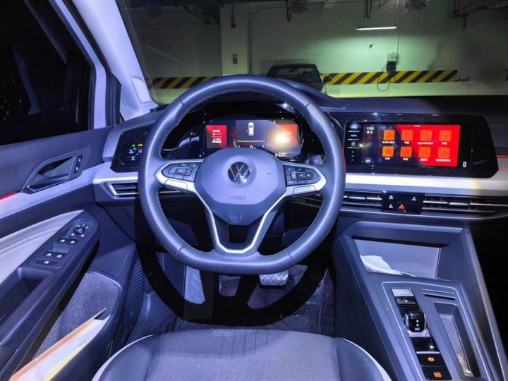Golf 2023 280TSI DSG Pro photo 3