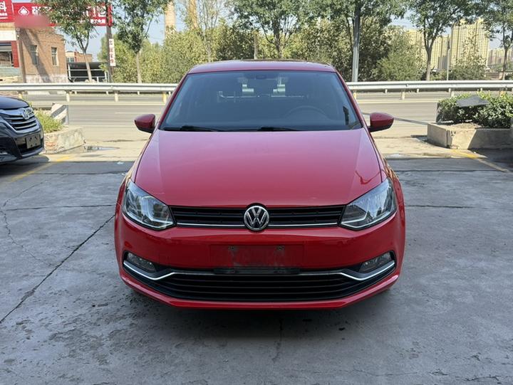 Polo 2014 1.4L AT Comfort photo 2