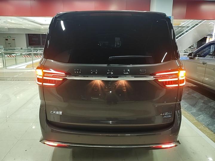 MAXUS G20 2021 Facelift PLUS 2.0T Petrol AT Luxury photo 5