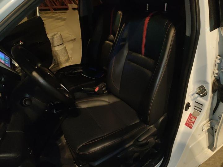 YARiS L 2020 1.5L CVT Luxury photo 7