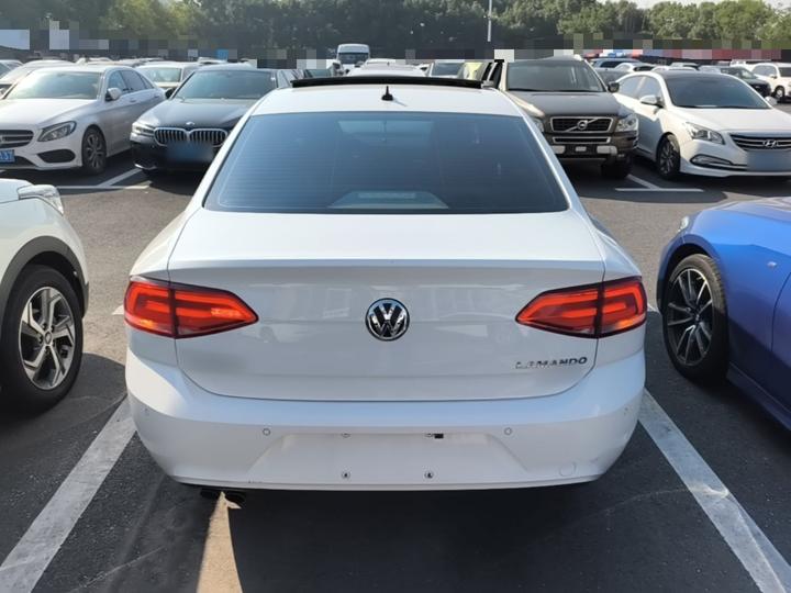 Lamando 2017 230TSI DSG photo 3