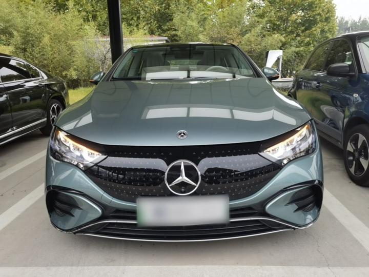 EQE 2025 500 4MATIC Luxury photo 2