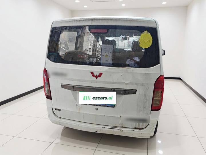 Wuling Rongguang V 2015 1.2L photo 5