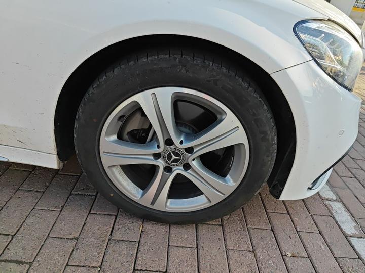 C-Class 2019 C 260 L Sport photo 8