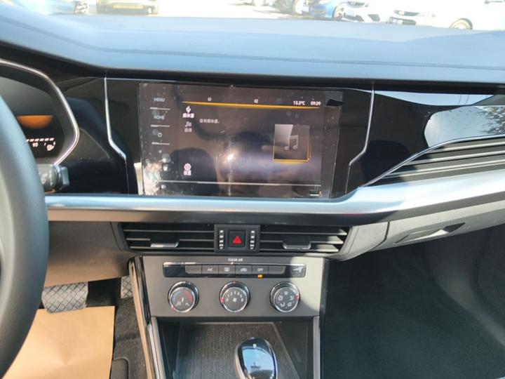 Passat 2023 Facelift 280TSI Business photo 8