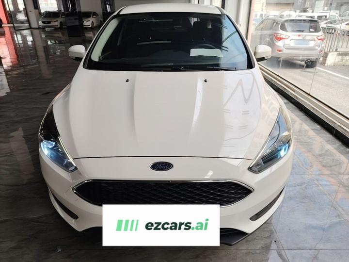 Focus 2017 Hatchback 1.6L AT Comfort photo 2