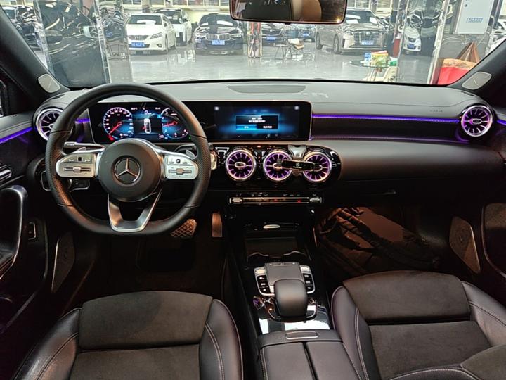 A-Class 2019 Facelift A 200 L Sport photo 5