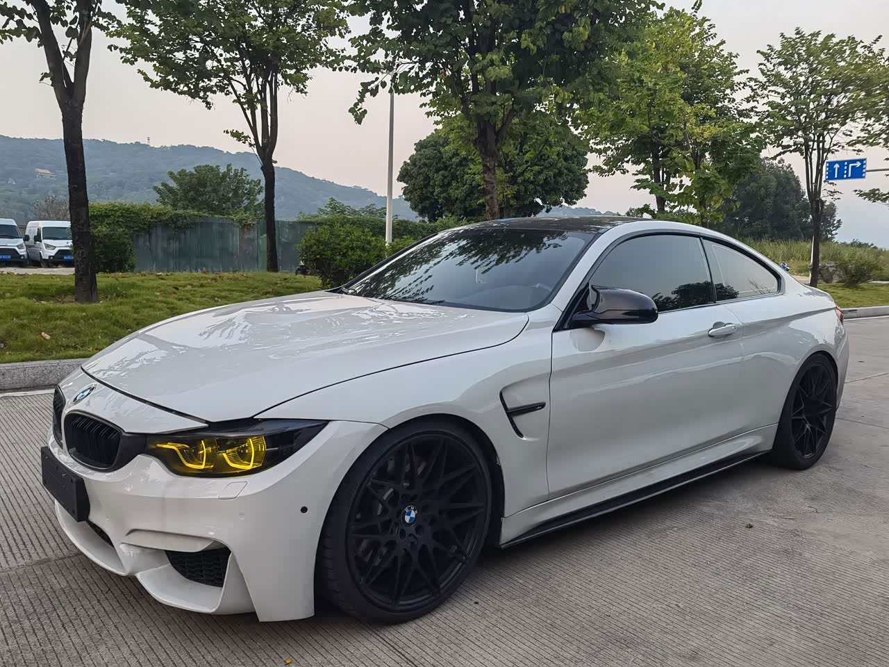 M4 2019 M4 2-Door Coupe