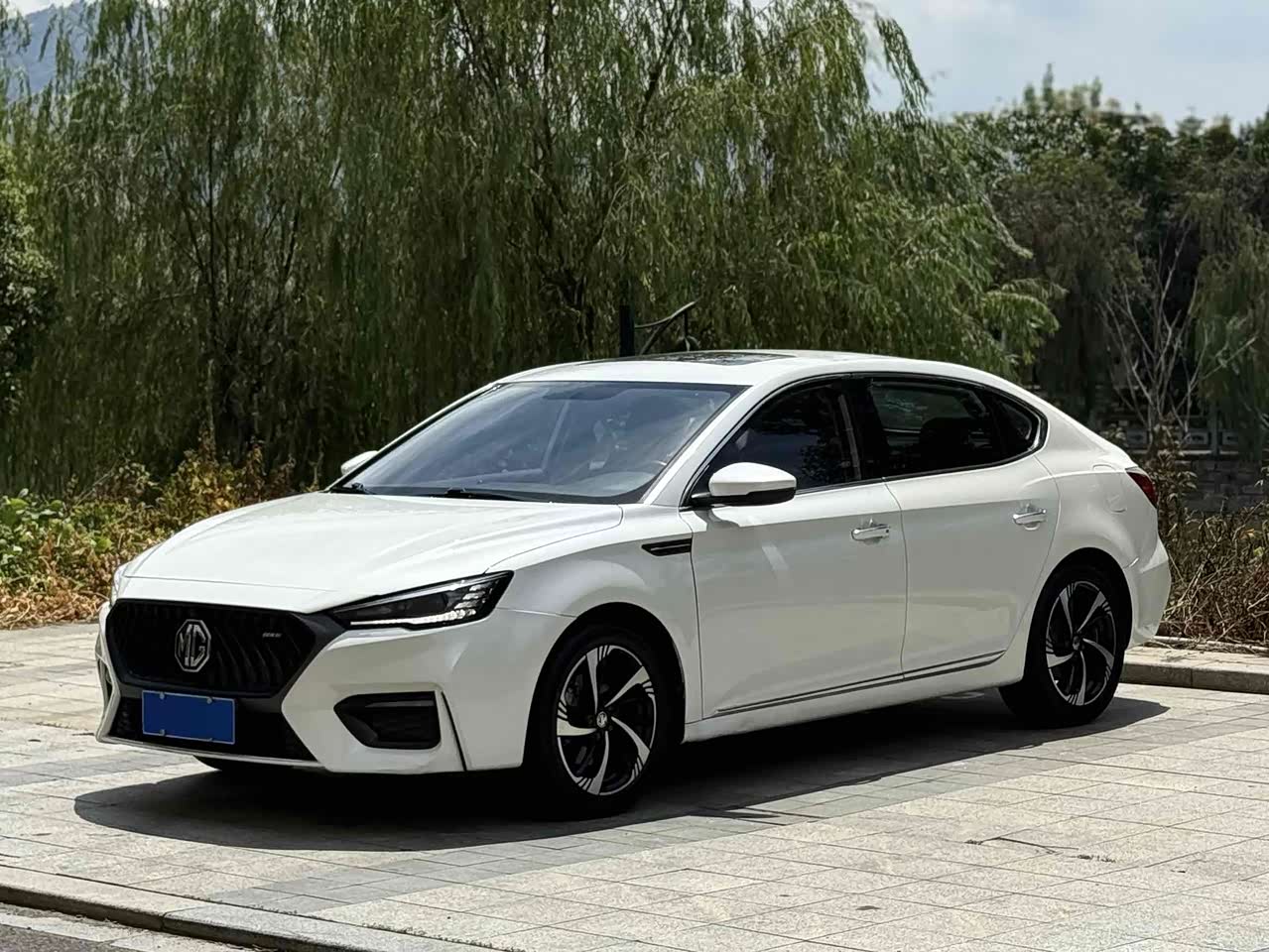 MG6 2020 1.5T AT Luxury
