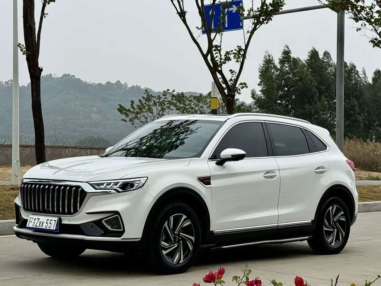 HS5 2022 Facelift 2.0T Connected