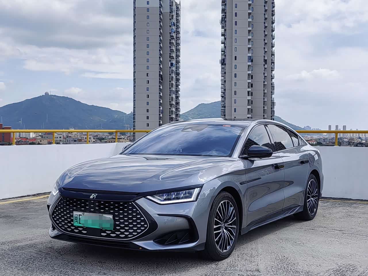 Han 2022 DM-i 121KM Noble
