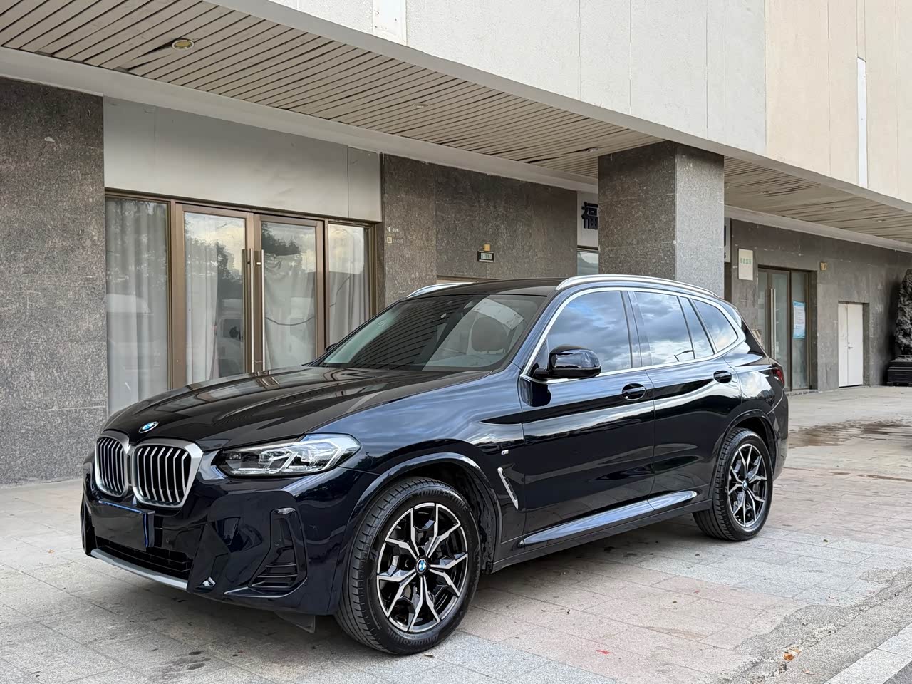 X3 2023 xDrive25i M Sport Package