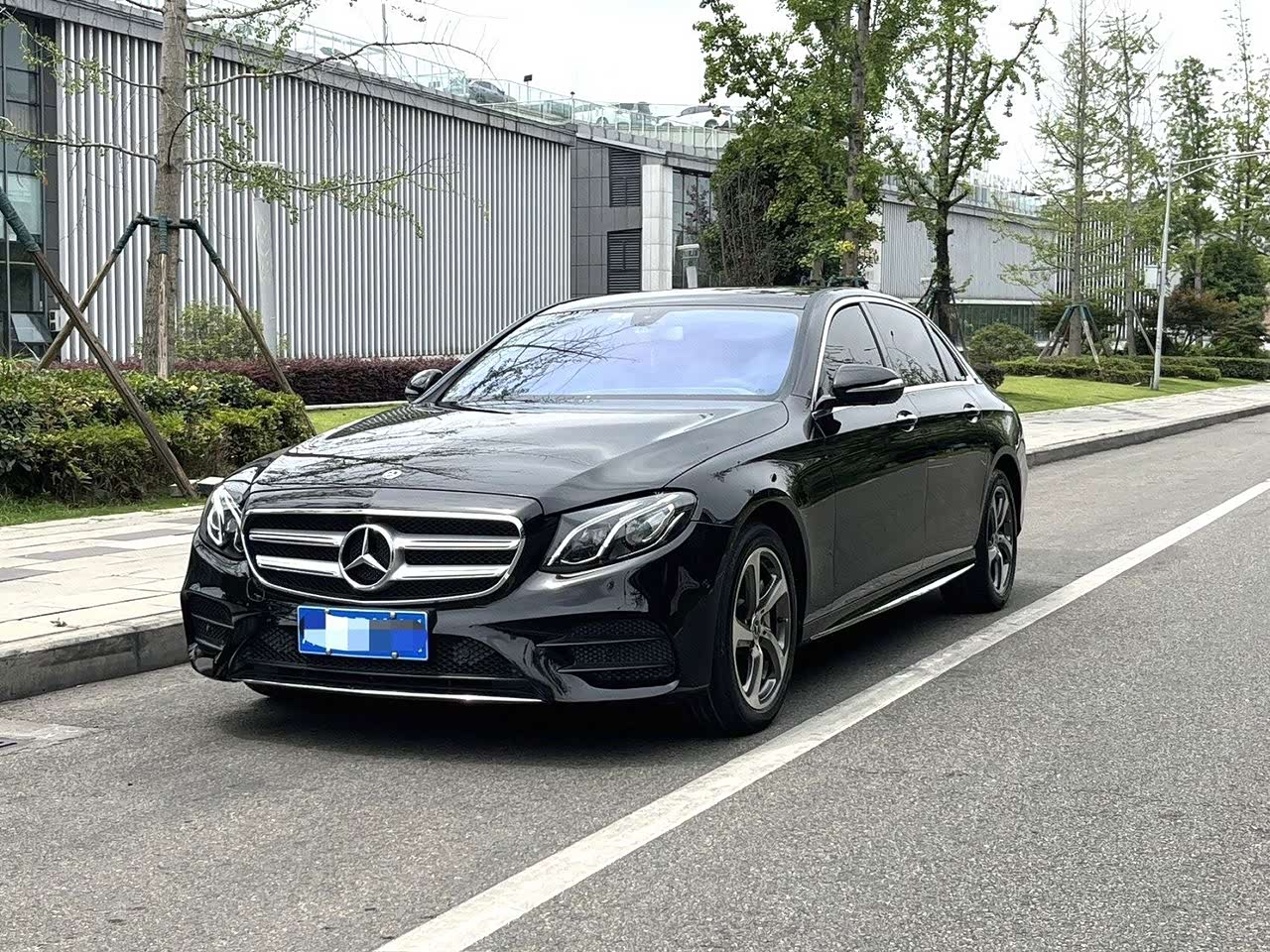 E-Class 2018 E 300 L Sport Luxury