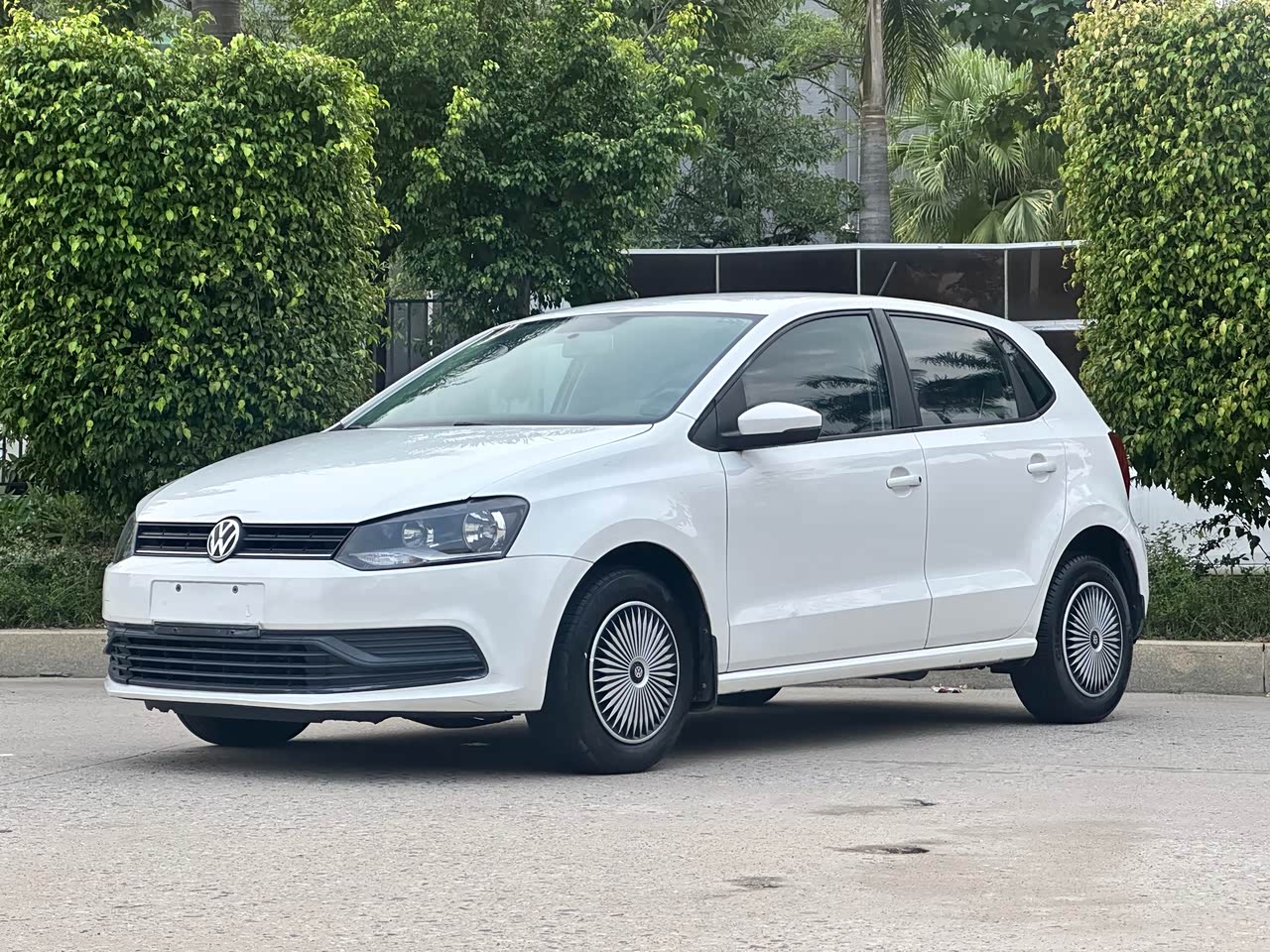 Polo 2016 1.4L MT