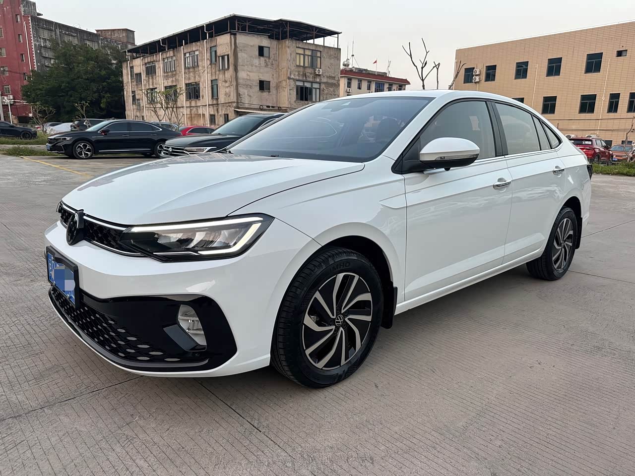 Lavida 2023 1.5L AT