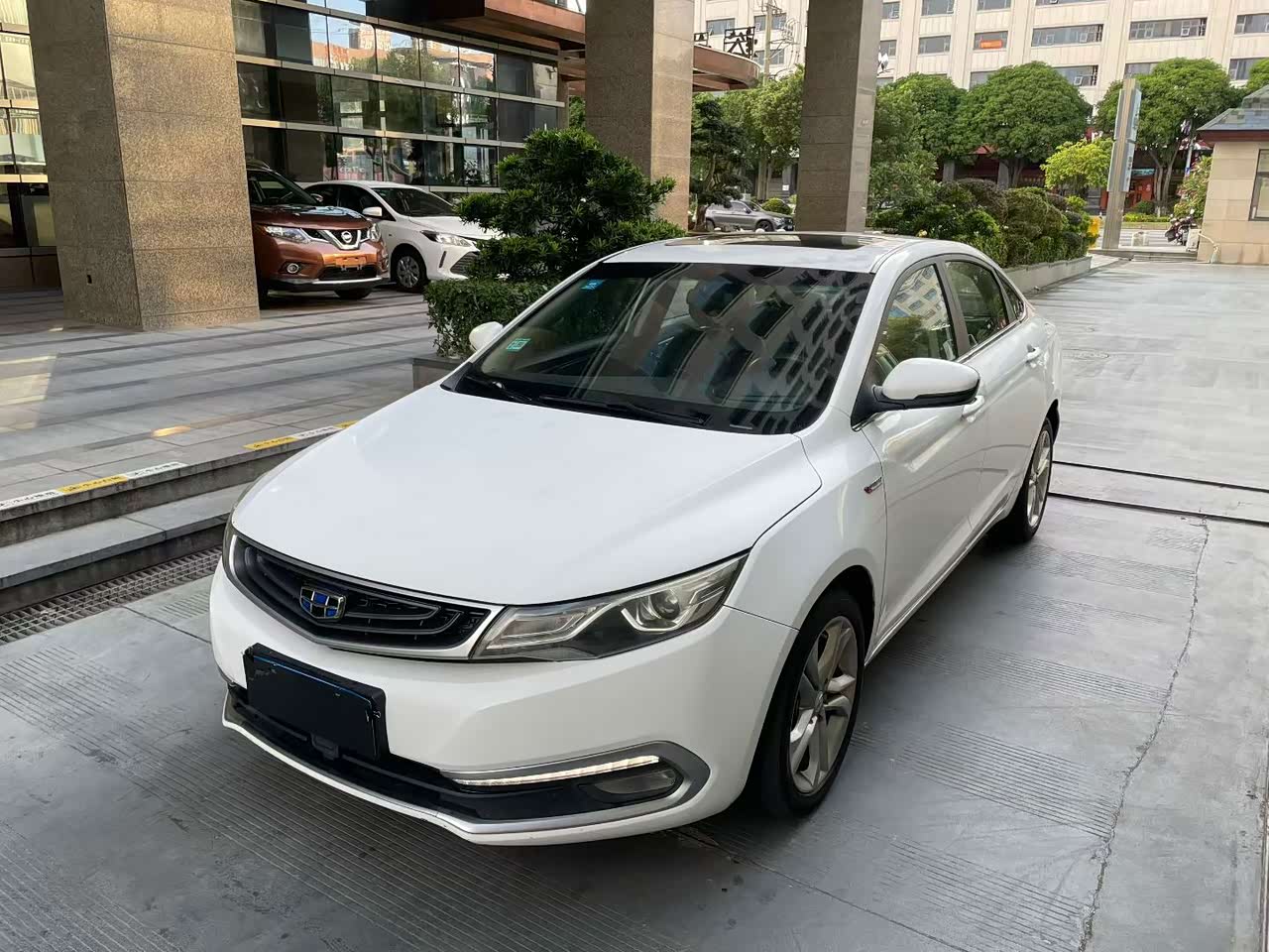 Emgrand GL 2017 1.3T DCT Premium