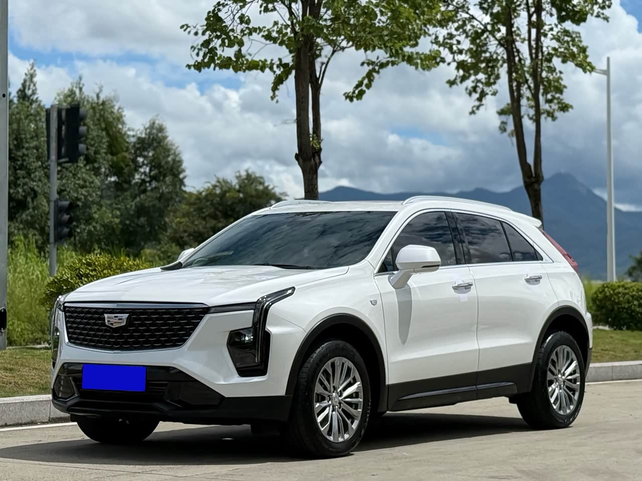 XT4 2024 28T RWD Luxury