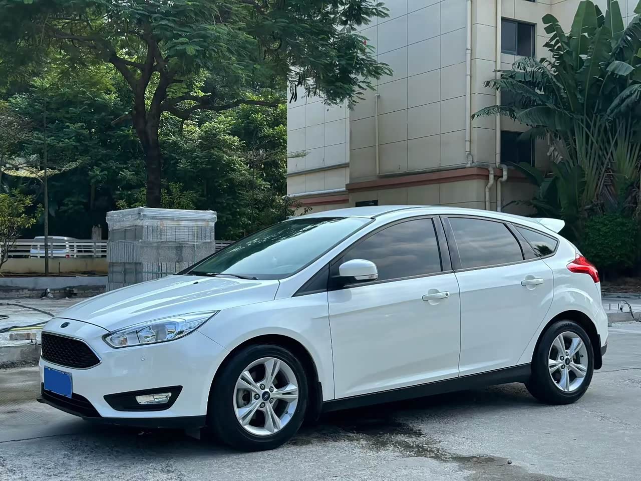 Focus 2017 Hatchback 1.6L AT Comfort