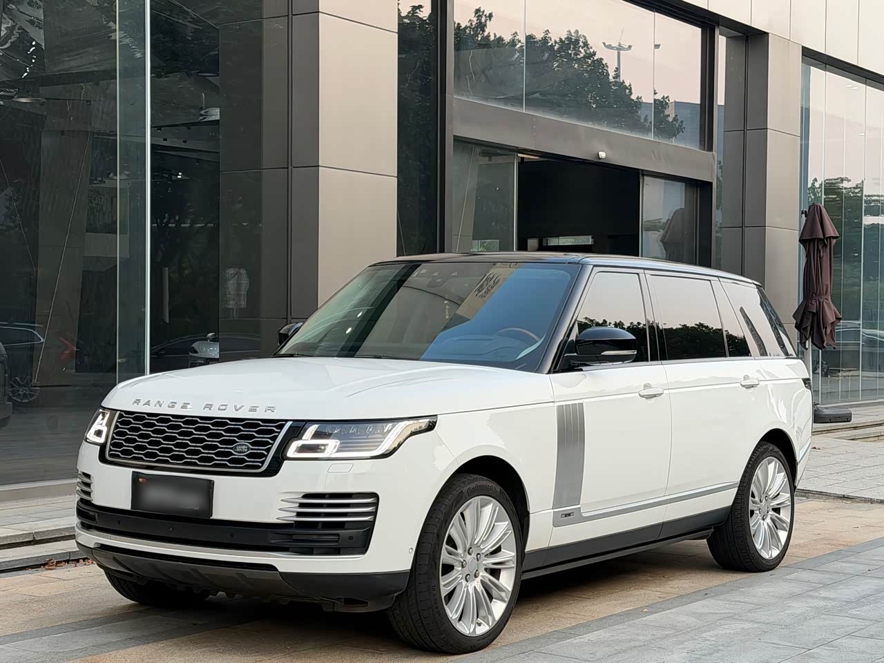 Range Rover 2020 3.0 L6 Founder Extended