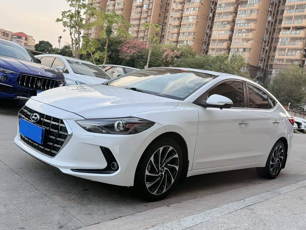 Elantra 2019 1.5L CVT Smart Elite