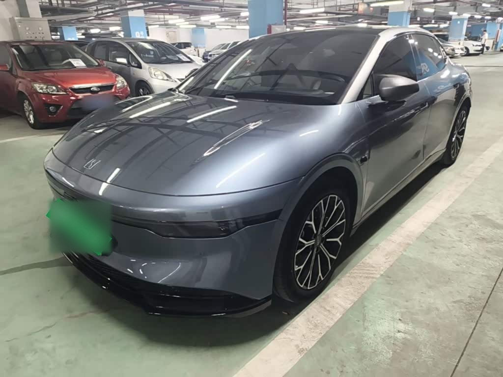 007 2024 AWD 100kWh