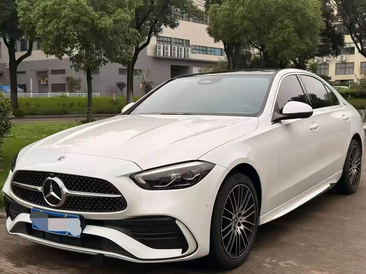 C-Class 2024 C 260 L Sport