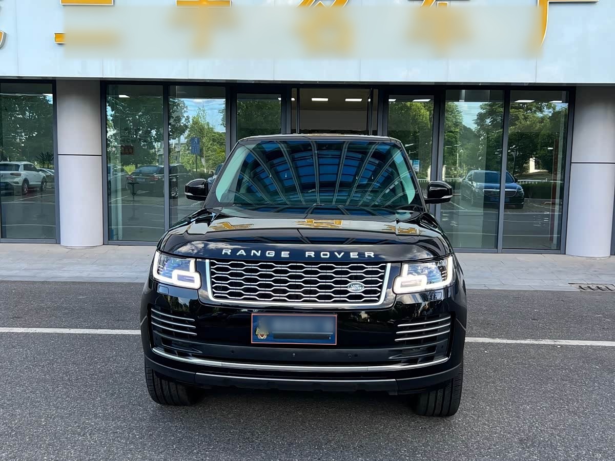 Range Rover 2021 3.0 L6 Extended Classic