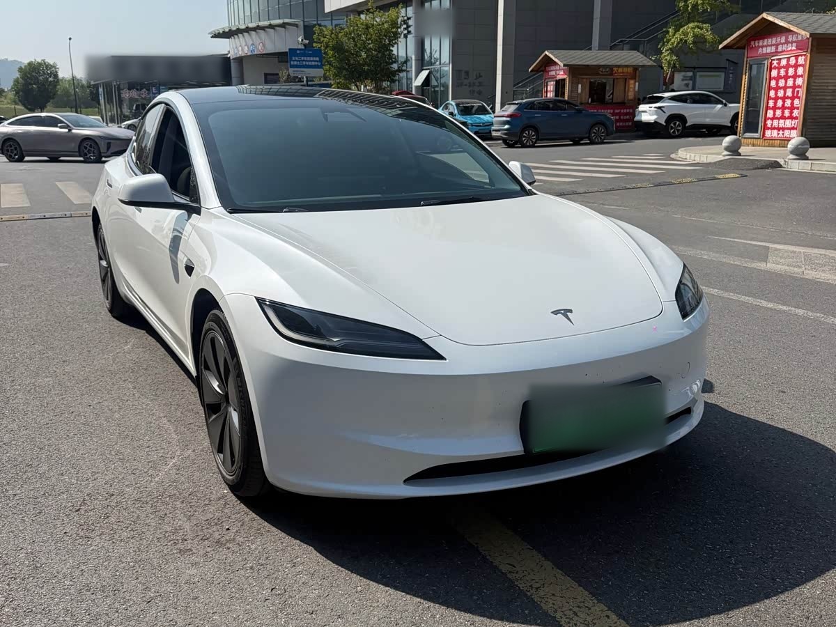 Model 3 2023 RWD