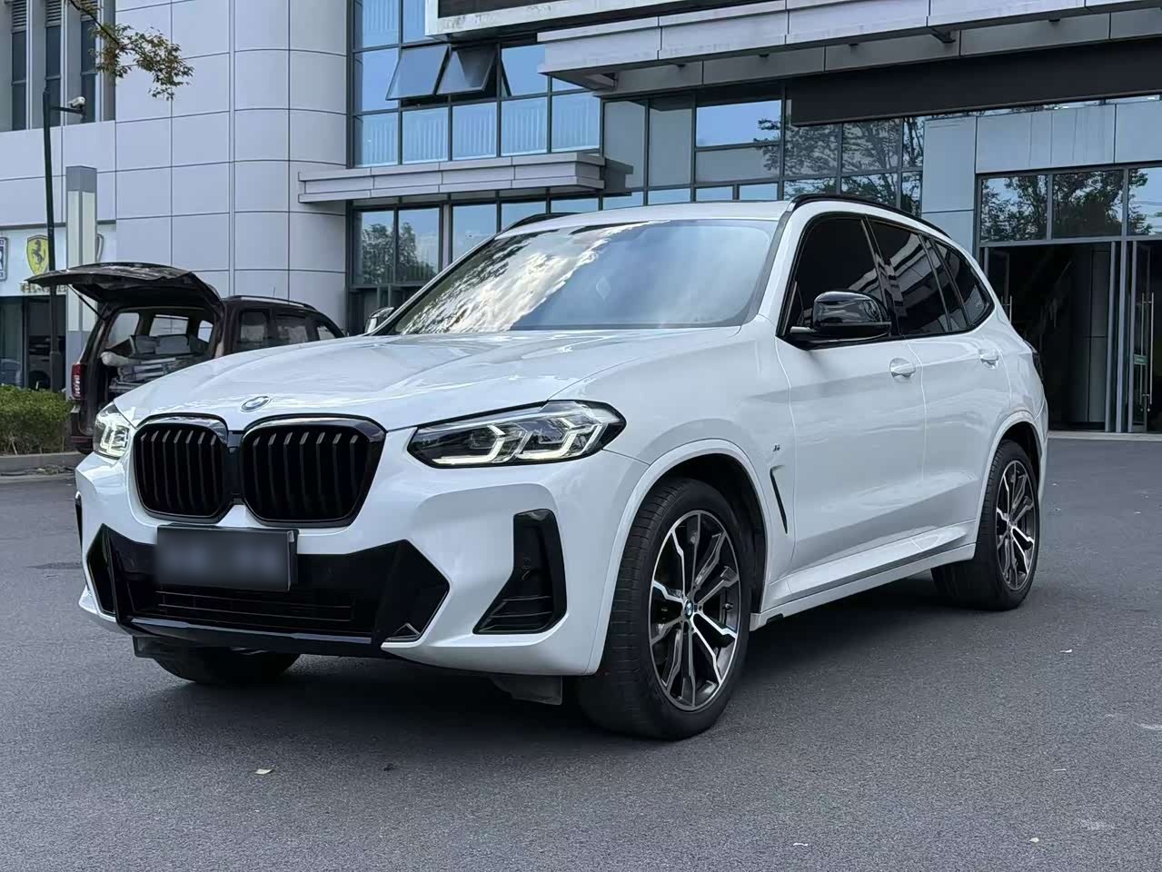 X3 2022 xDrive30i Leading M Night Package