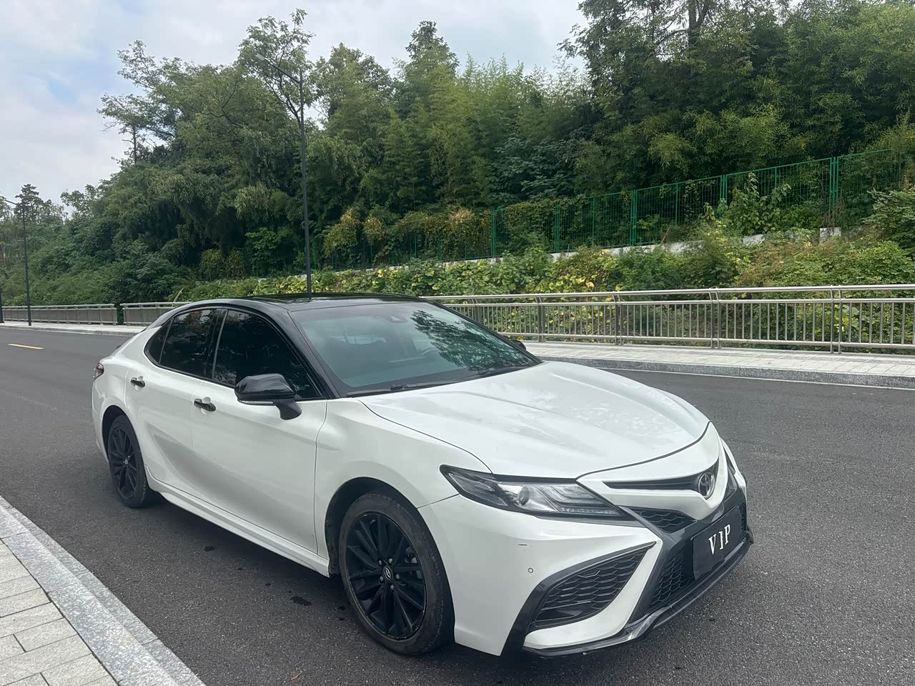 Camry 2023 2.0G Luxury