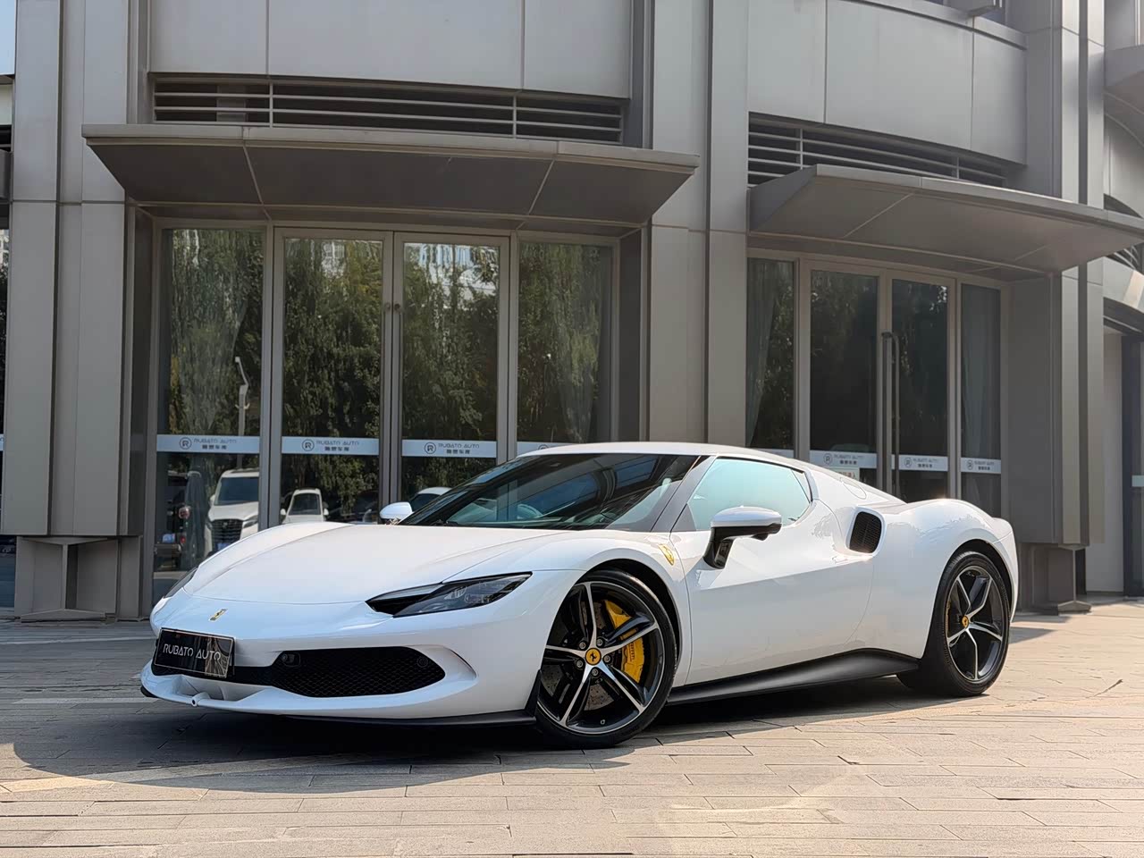 296 2021 3.0T V6 GTB
