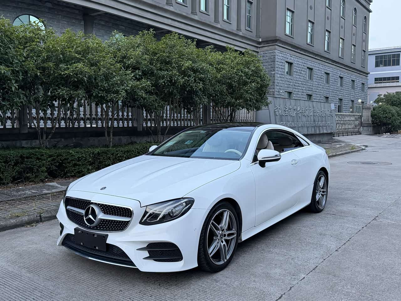 E-Class Imported 2019 E 200 Coupe