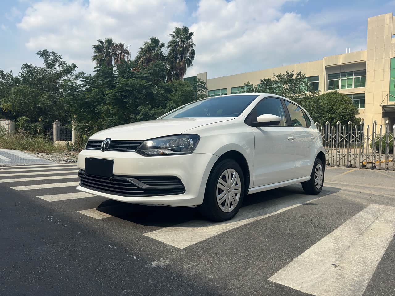 Polo 2016 1.4L MT