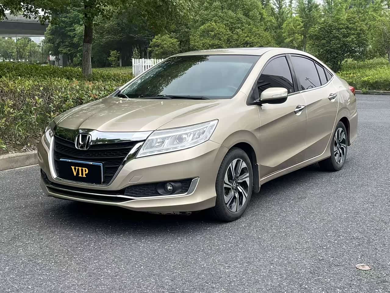 Crider 2016 1.8L CVT Leading