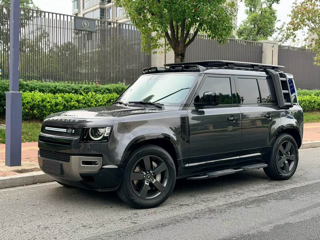 Defender 2023 110 3.0T P400 X-DYNAMIC HSE
